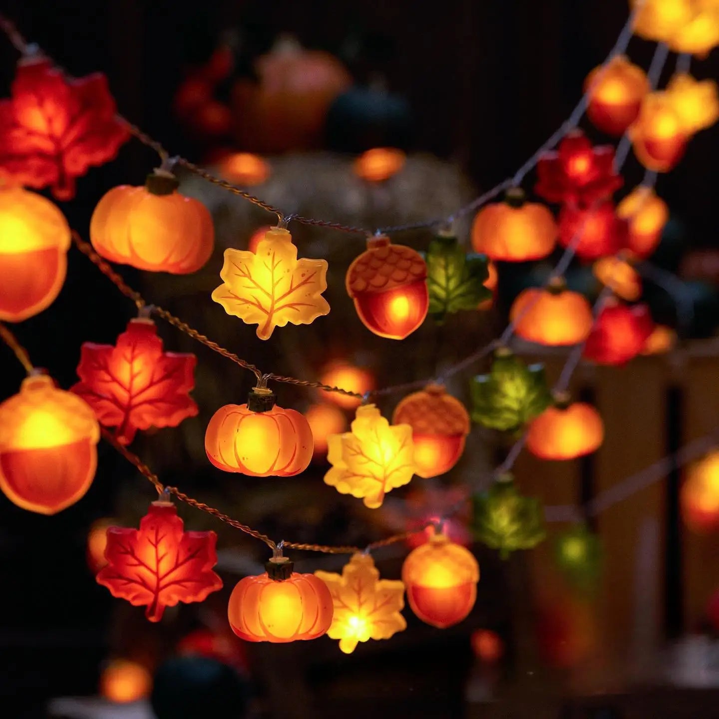 🎃🍁 Guirlande Décorative Citrouilles & Feuilles – Lumière Chaude ✨