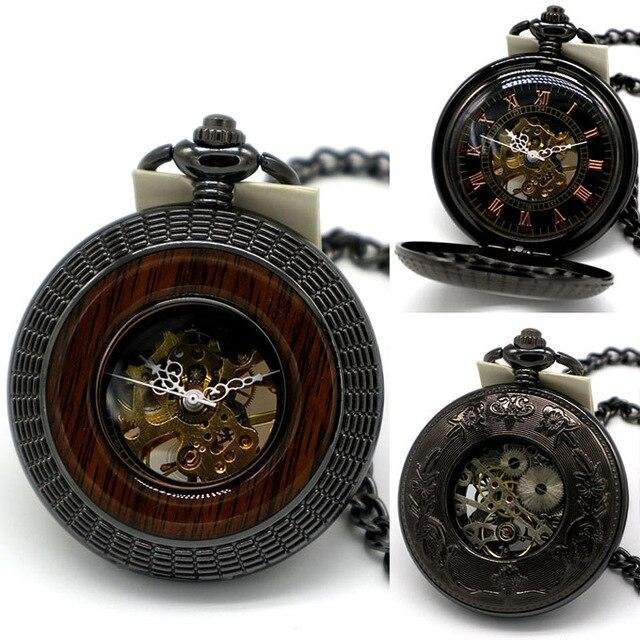 Montre à gousset mécanique à remontage manuel boitier et cadrans doré avec chiffres Romains Ma montre à gousset